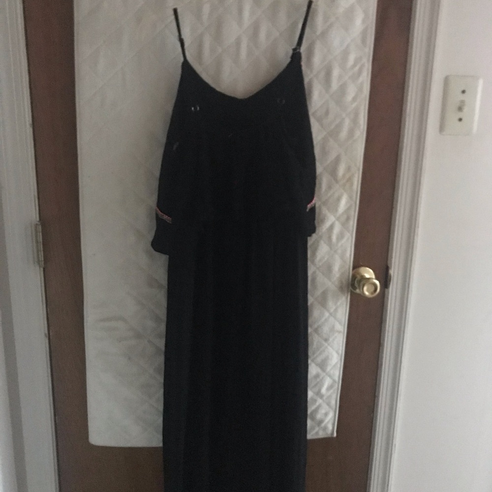 Dress - Picture 6 of 6